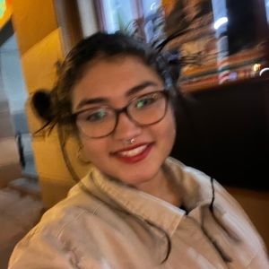 Meet your Posher, Ximena